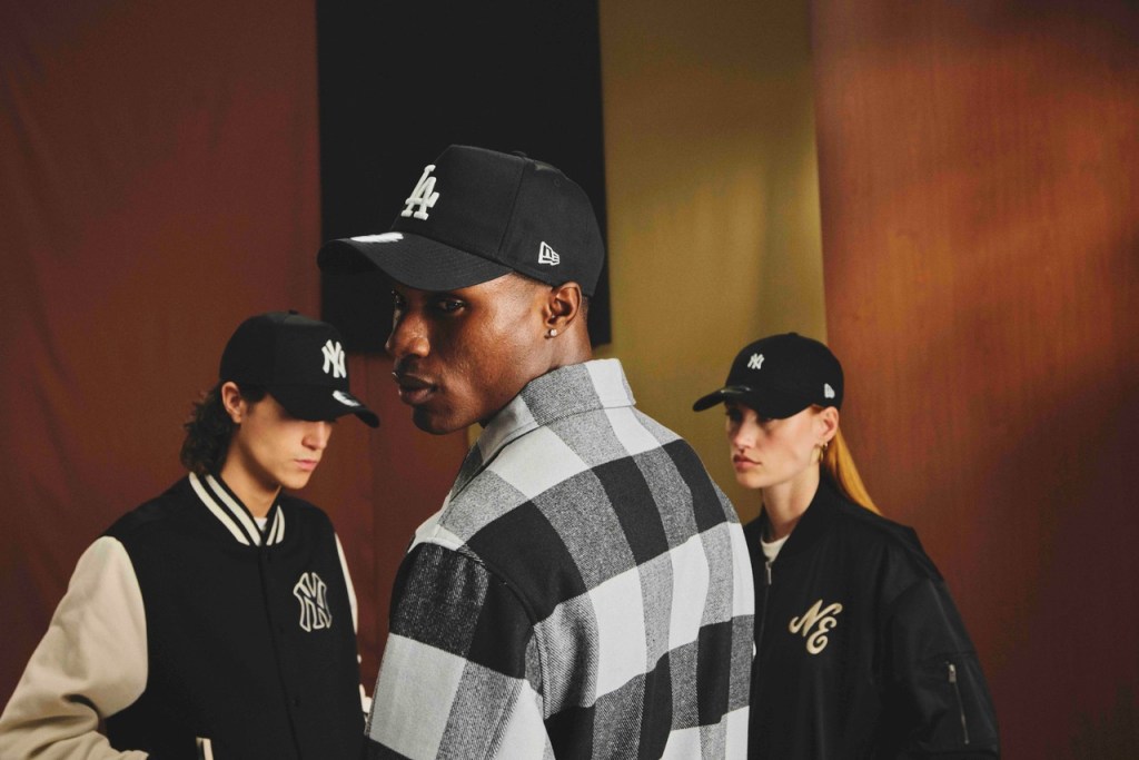 Iarna intră în modul streetstyle: New Era lansează o colecție neașteptat de&nbsp;statement